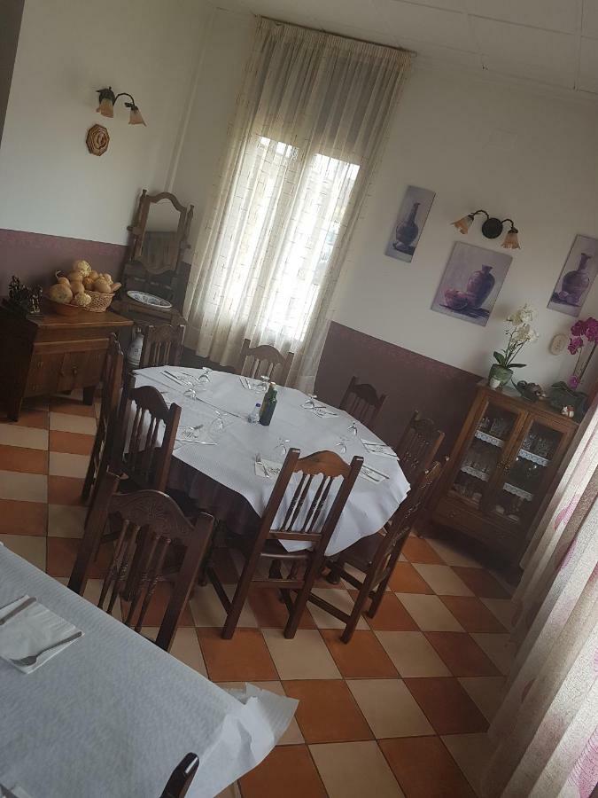 Apartamentos Hostal Cabañas Carboneras de Guadazaón Exterior foto