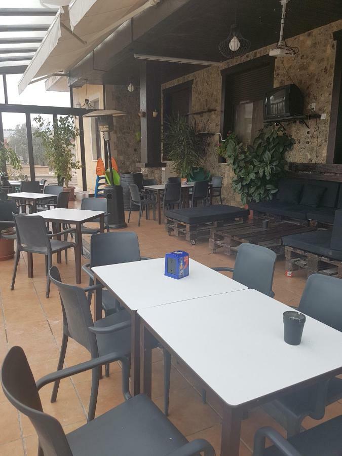 Apartamentos Hostal Cabañas Carboneras de Guadazaón Exterior foto